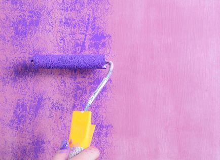 Dekoratív festés a falakon a kezüket különböző technikákat festék alkalmazása (fotó, videó)