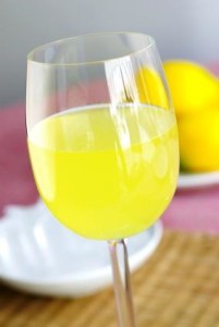 Hogyan inni limoncello, az élet útmutató