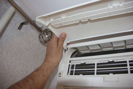 Hogyan kell helyesen tisztítani a légkondicionáló otthon