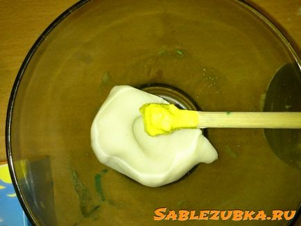 Hogyan készítsünk színes só tészta