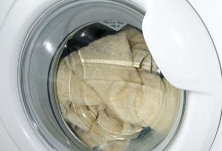 Hogyan mossa műszőrme mosógépben vagy kézzel