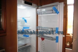 Hogyan építsünk egy hűtőszekrény a szekrényben példák