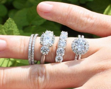 Lehet viselni a gyűrűt az esküvő előtt, a jelek, amelyek ujj viselet