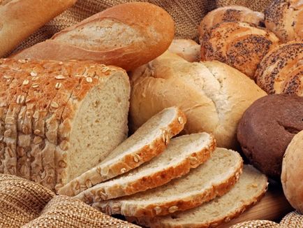 Népszokások és jelei a kenyér, amelyet mindenkinek tudnia kell