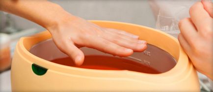 Paraffin fürdő a kéz és láb használatára, hogyan kell csinálni otthon, és mi jobb választani (videók és vélemények)