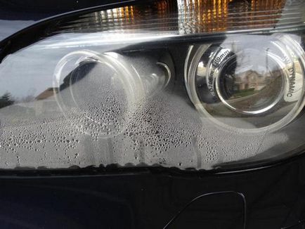 Miért izzad a fények, hogy mit kell tennie, hogy autó fényszórói nem izzad