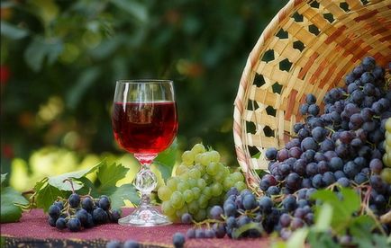 Receptek bor otthon, titkok és összetevők választás