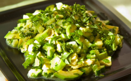 Saláta avokádó, uborka, egyszerű, lépésről lépésre receptek fotókkal