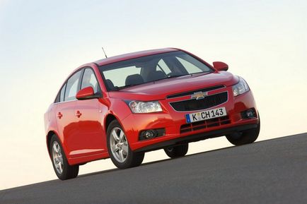Tesztvezetés opel astra szedán 2012-ben (az új Opel Astra szedán 2013)