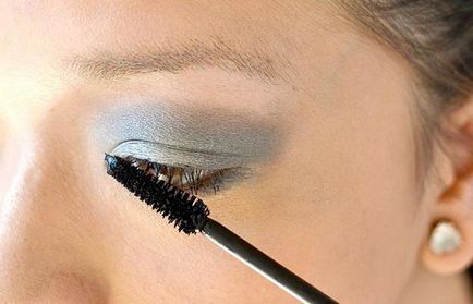 Sötétebb fekete szempillaspirál (Maybelline) értékelés (vélemény) Sötétebb fekete szempillaspirál (Maybelline) véleménye