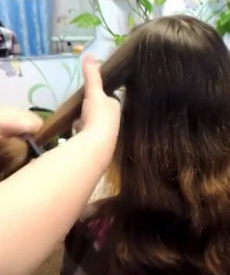 Styling fogók (curling) fotó függőleges és vízszintes hullám a haj, hogyan lehet egy spirál (curling) Styling fogók (curling) fotó függőleges és vízszintes hullám a haj, hogyan lehet spirál
