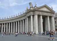 Vatikán - útmutató nyaralni, hogyan juthatunk el oda, szállítás, vízum