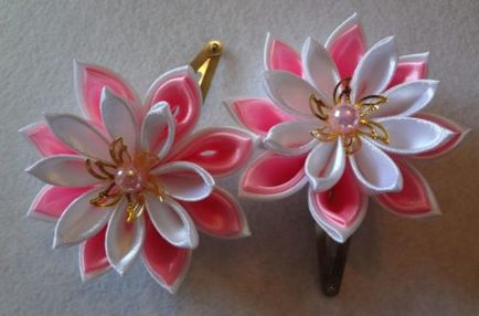 Clip kanzasi saját kezűleg mester osztály létrehozásához kétrétegű virág