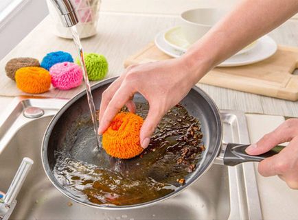 Hogyan tisztítsa meg a serpenyőt skála - bevált módszerek, a recept