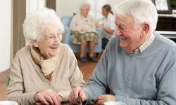 Hogyan lehet bejutni az idősek otthonában pályázati eljárás és feltételek