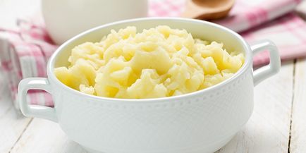 Hogyan készítsünk krumplipürét levegő, finom és csomómentes receptek fotókkal