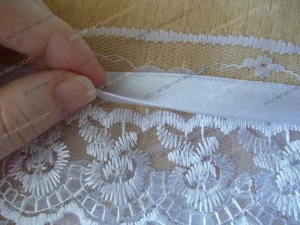 Hogyan kell varrni egy harisnyakötő a menyasszony saját kezűleg
