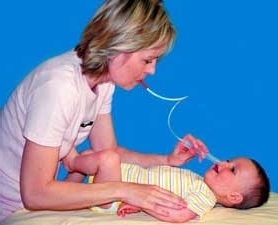 Hogyan lehet gyógyítani orrfolyás újszülöttek