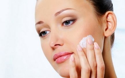 Kozmetikumok száraz bőr hatás, fajta, szerszámok, márka
