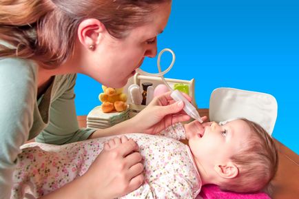 A kezelés a nátha csecsemők 1 hónap alatt - mit kell tenni a fúvóka a hónapos csecsemő