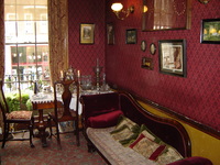 Sherlock Holmes Múzeum - a történet, hogy látható a múzeumban, jelenléti szabályokat -, hogyan kell elérni