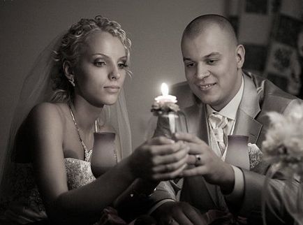 A szertartás a világítás a kandalló - a menyasszony és a vőlegény - ötletek egy esküvő - esküvői ragyogó