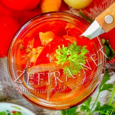 Saláta télen a paradicsom, paprika, sárgarépa és a hagyma - Receptek szerető feleség