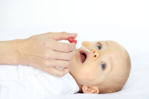 Hasznos tanácsok a szülőknek, hogyan lehet gyógyítani orrfolyás az újszülött