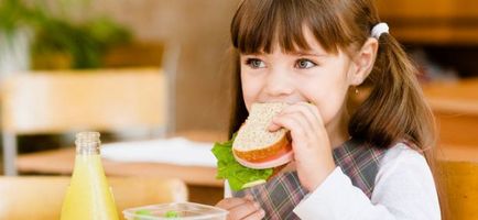 iskolai táplálkozási elvek táplálják gyermekeinket