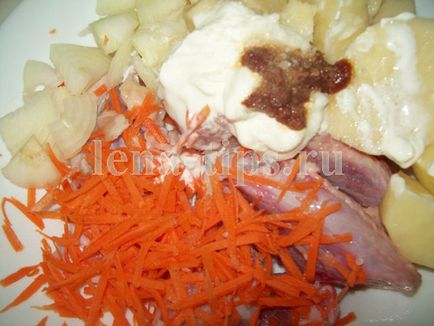 Sült burgonya csirke multivarka (recept fotó), ízletes receptek képekkel