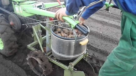 Hogyan ültetni a burgonyát motor blokk
