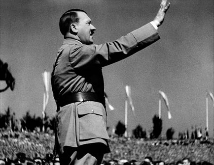 Adolf Hitler, mint egy gonosz hangszóró