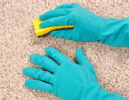 Tisztítás szőnyeg az otthoni eszközök, módszerek, ötletek