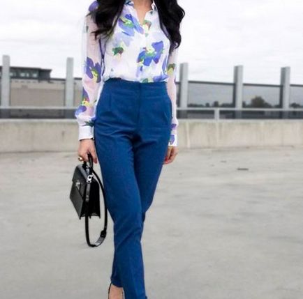 Mit viseljünk a nyáron dolgozni azzal a gondolattal, elegáns fotó! (Wear) Mit viseljünk a nyáron dolgozni azzal a gondolattal, elegáns fotó!