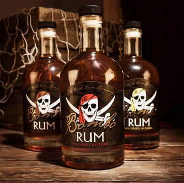 Mi rum és hogyan kell inni (ivóvíz rum helyesen) Mi rum és hogyan meginni
