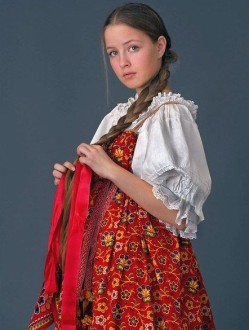 Francia zsinórra, hogyan kell szőni is, órák
