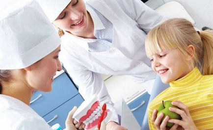 Az ínygyulladás a gyermekek tünetei és kezelése, mint kezelni fogínygyulladás gyermekeknél