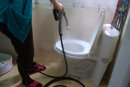 Hogyan tisztítsa meg a csempe a fürdőszobában otthon módjait tisztaság