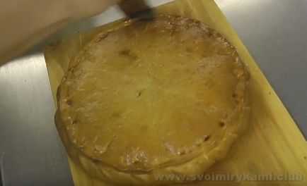 Főzni a pite csirkével és gombával lépésről lépésre recept fotók