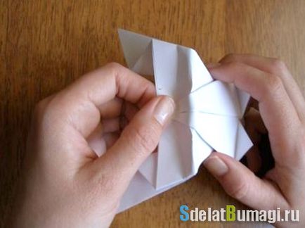 Hogyan készítsünk egy béka kifogyott a papír