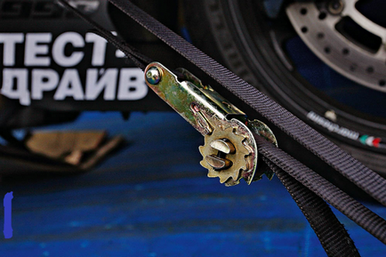 Hogyan szállítható egy motorkerékpár - a motorom (motorkerékpár) Hogyan szállítható egy motorkerékpár - a motorkerékpár