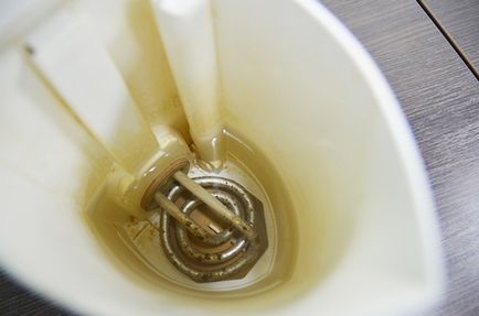 Hogyan lehet eltávolítani a vízkő a kannában tisztítására citromsav, ecet, szódabikarbóna (mint eltávolítani söpredék kanna tisztítására citromsav, ecet) Hogyan lehet eltávolítani a vízkő a kannában tisztítására citromsav, ecet, szódabikarbóna