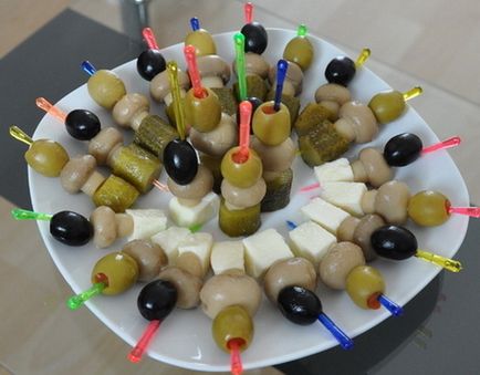 Canapes nyárson receptek képekkel a malacka bank az ötletek! (Skewers) Canapes nyárson receptek képekkel a malacka bank az ötletek!