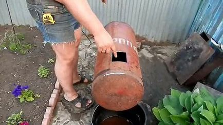 Rézműves-smokehouse gázpalackok kezük (25 fotó) - triniksi (lyukak) Rézműves-smokehouse gázpalackok kezük (25 fotó) - triniksi