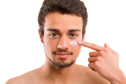 Kozmetikumok, hogyan válasszuk ki a férfi arckrém