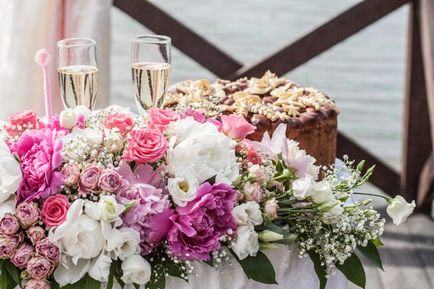 Bazsarózsa Wedding - a téma az igazi szerelem