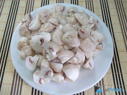 Recept párolt csirke gomba (párolt) Recept Párolt csirke gombával