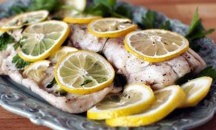 Hal sült citromos recept, hogyan kell sütni a halat a sütőben alufóliával citrommal