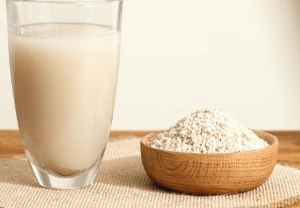 Rice víz hasmenés recept fogyás, arcát és a haját, az ingatlan (recept) Rice víz hasmenés recept fogyás, arcát és a haját, tulajdonságai