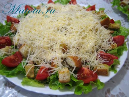 Cézár saláta csirkével és paradicsommal - főzés receptek lépésről lépésre fotók